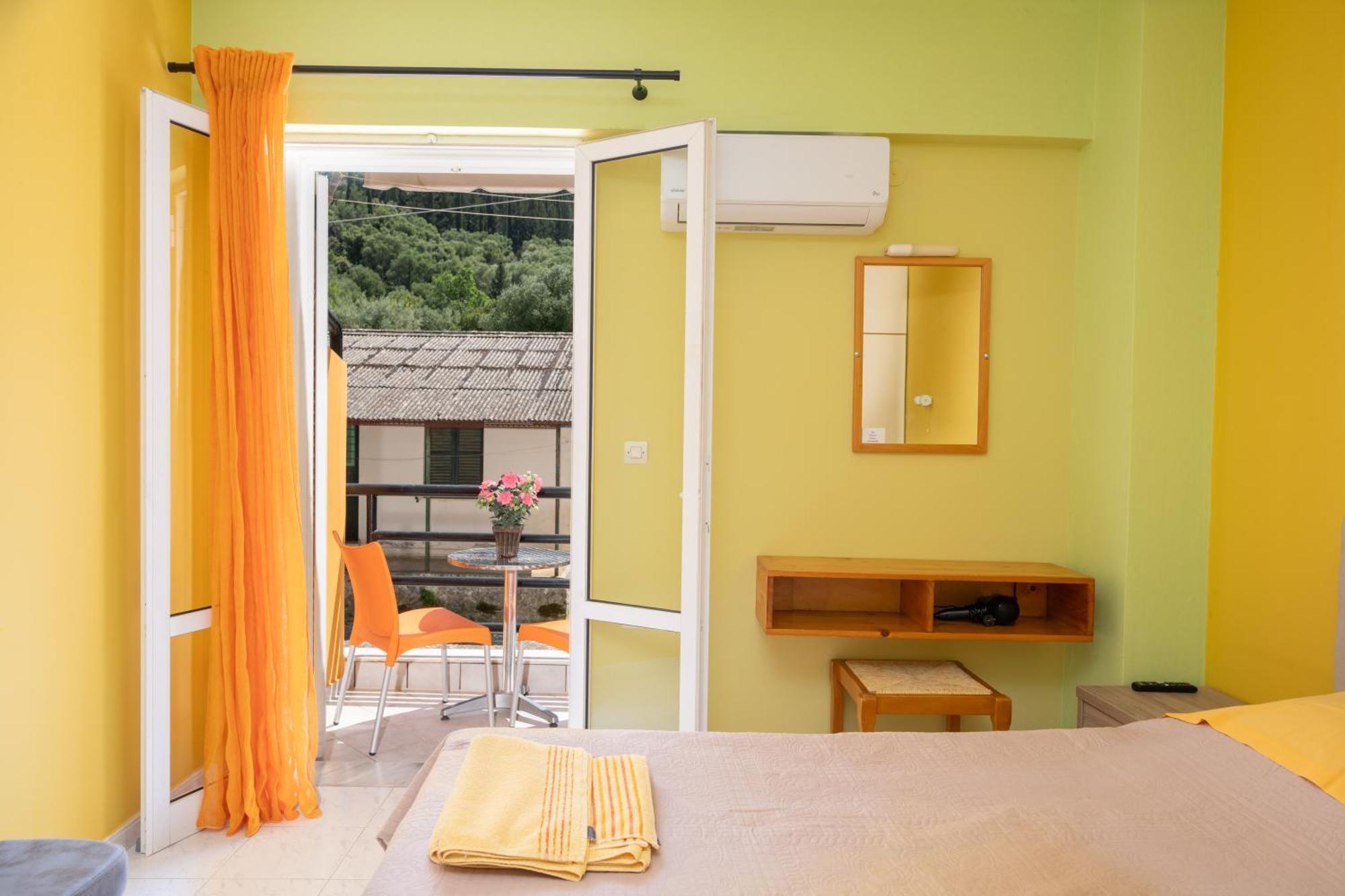 Remezzo Apartments サミ エクステリア 写真